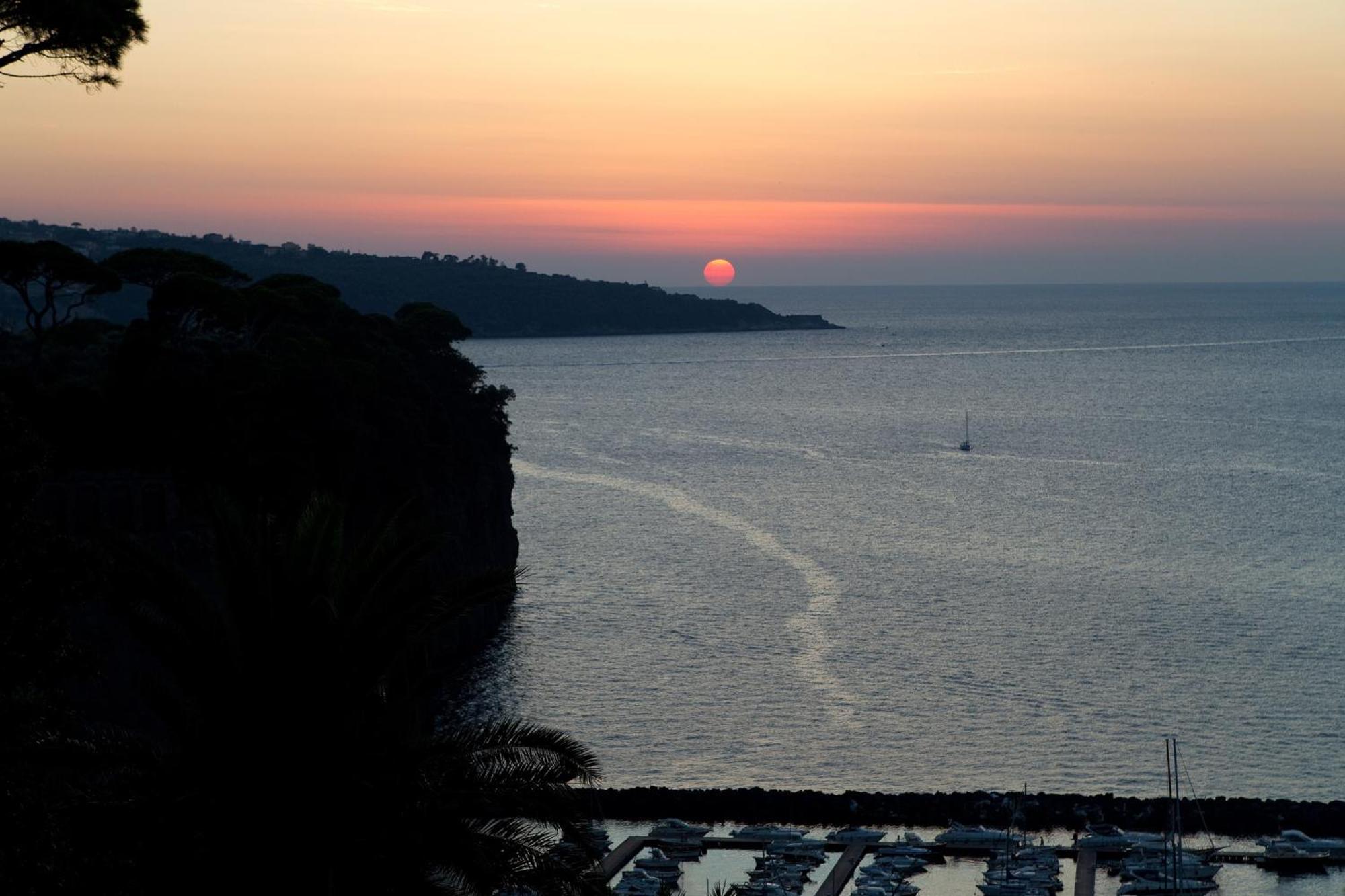 Hotel Cosmomare Piano di Sorrento Exterior photo