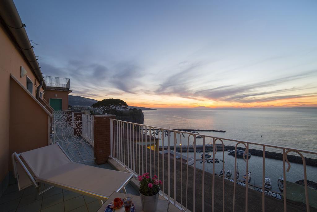 Hotel Cosmomare Piano di Sorrento Exterior photo